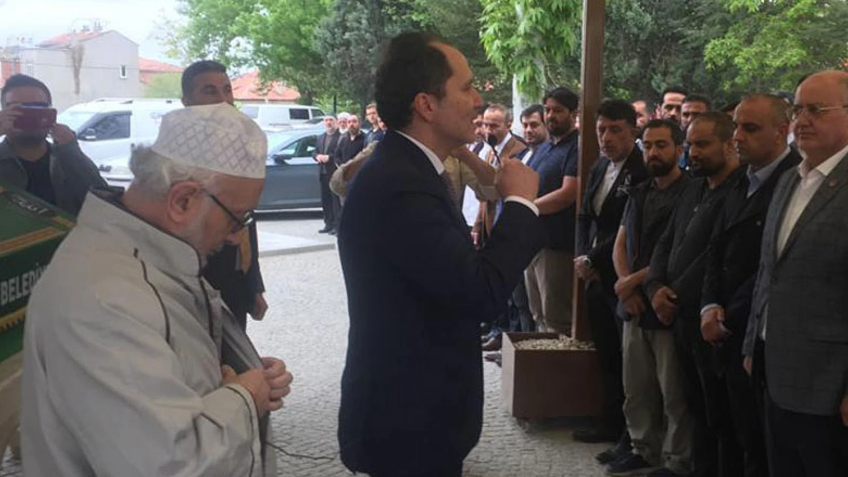 Fatih Erbakan Konya'da cenaze törenine katıldı