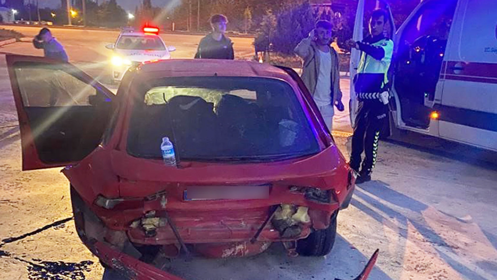 Afyonkarahisar-Konya karayolunda trafik kazası, yaralılar var