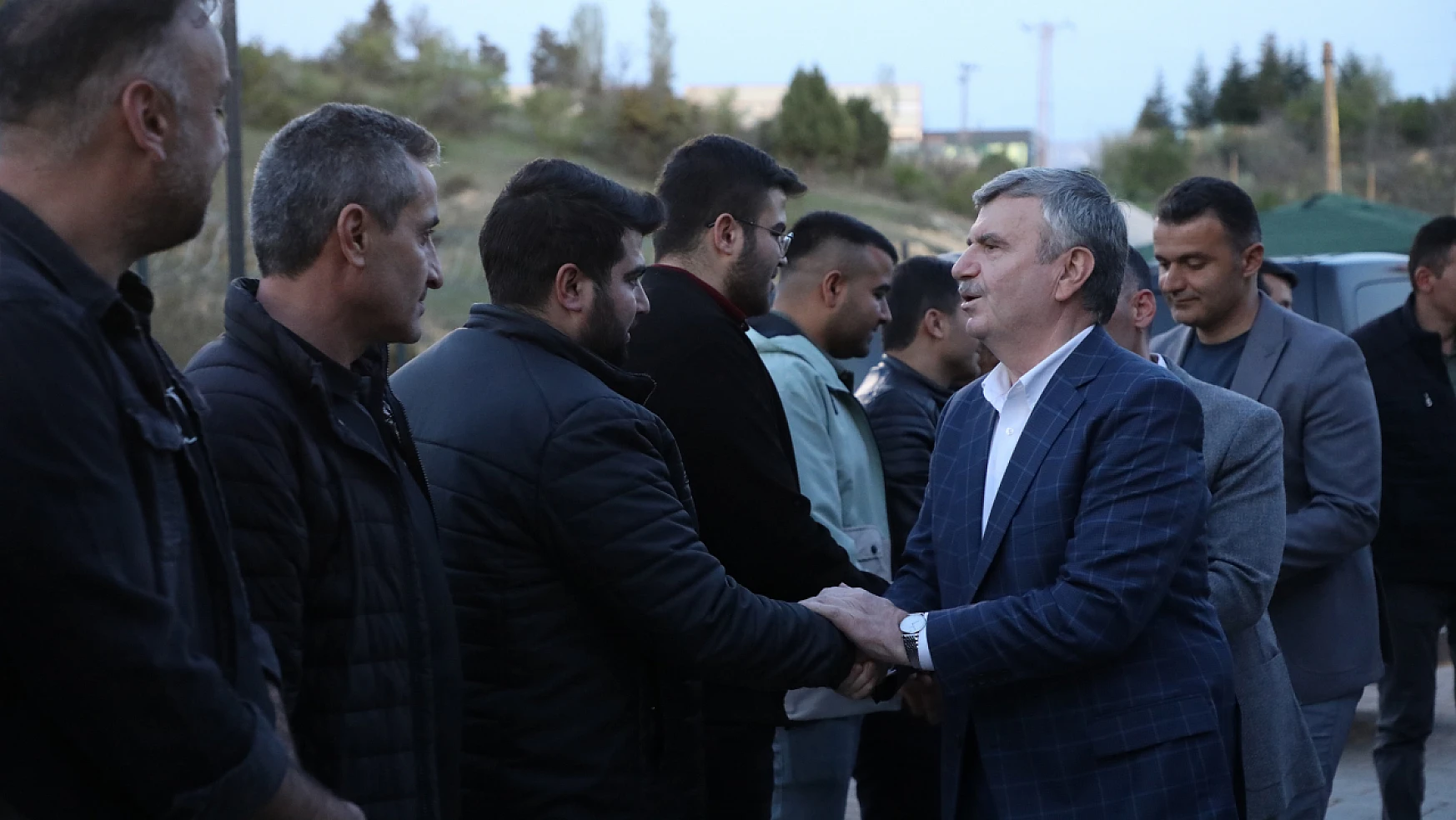 Akyürek, Beyşehir ve Derebucak'ta vatandaşlarla buluştu