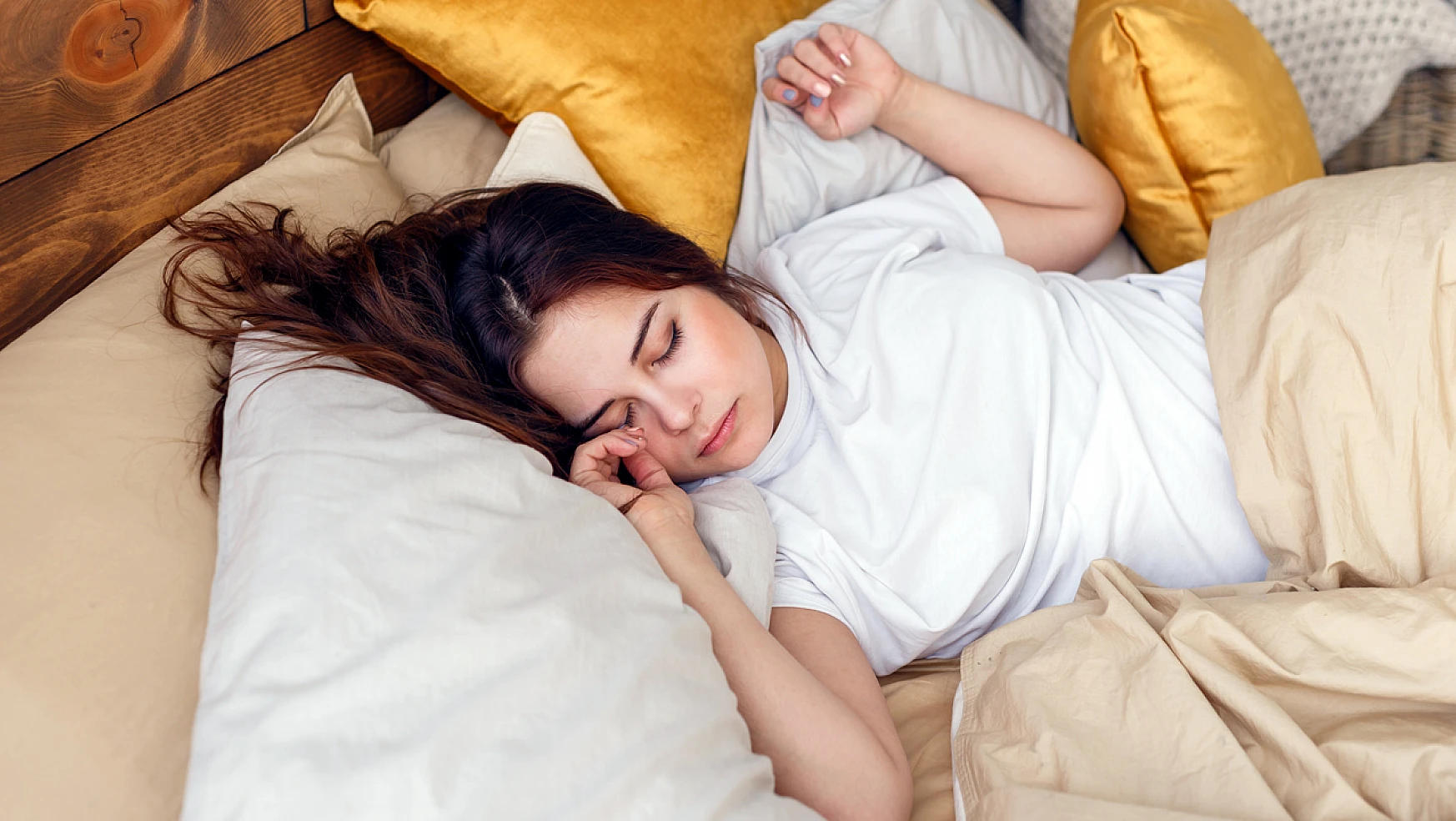 Anında Uyuyamayanlar: İşte En Son Sebep Ortaya Çıktı! Hayatınızdan Çıkarın Anında Mışıl Mışıl Uyuyun
