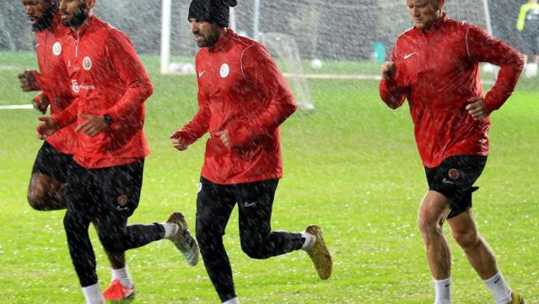 Antalyaspor, çalışmalara başladı