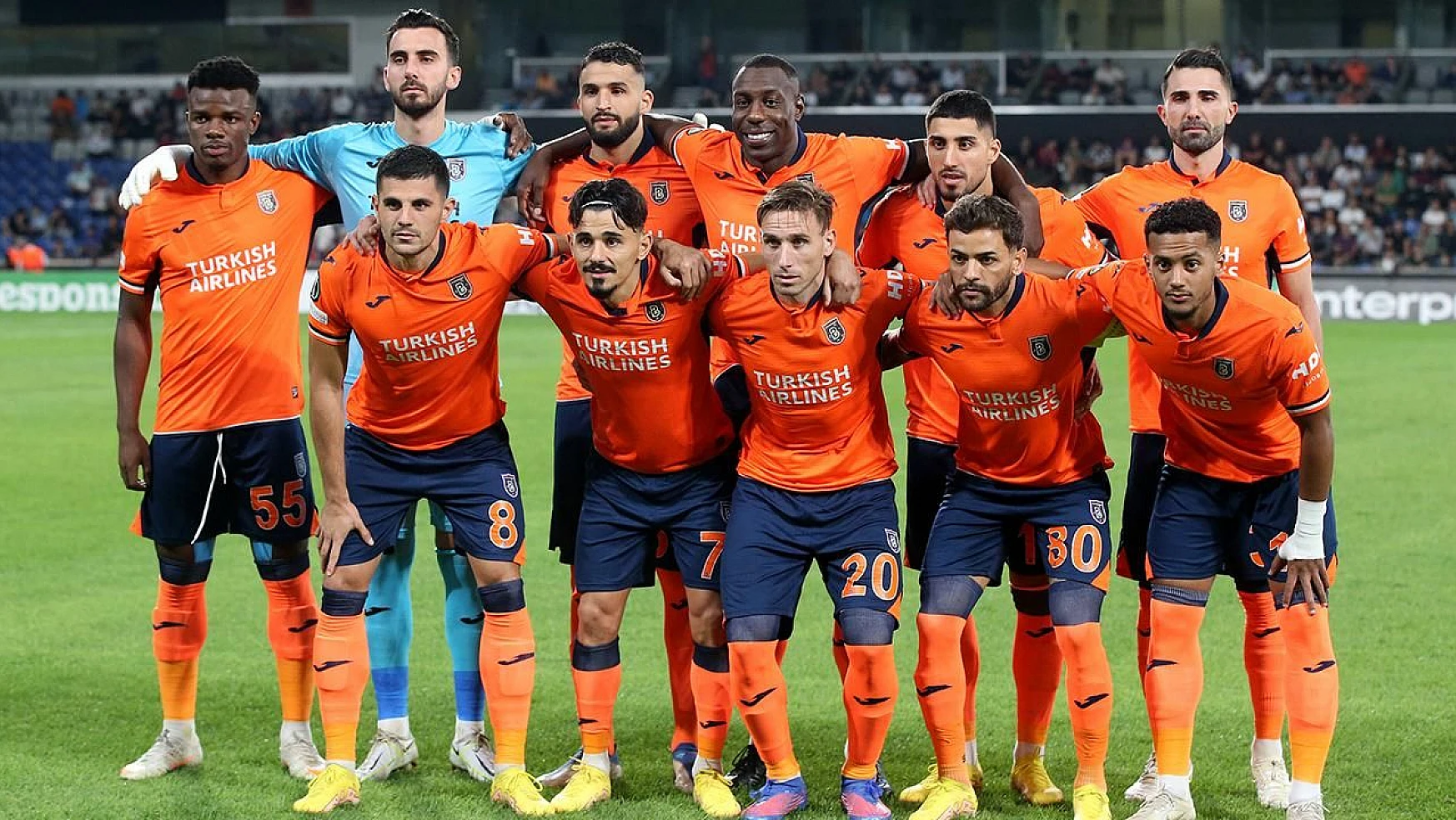 Başakşehir, yarın lider Galatasaray'a konuk olacak
