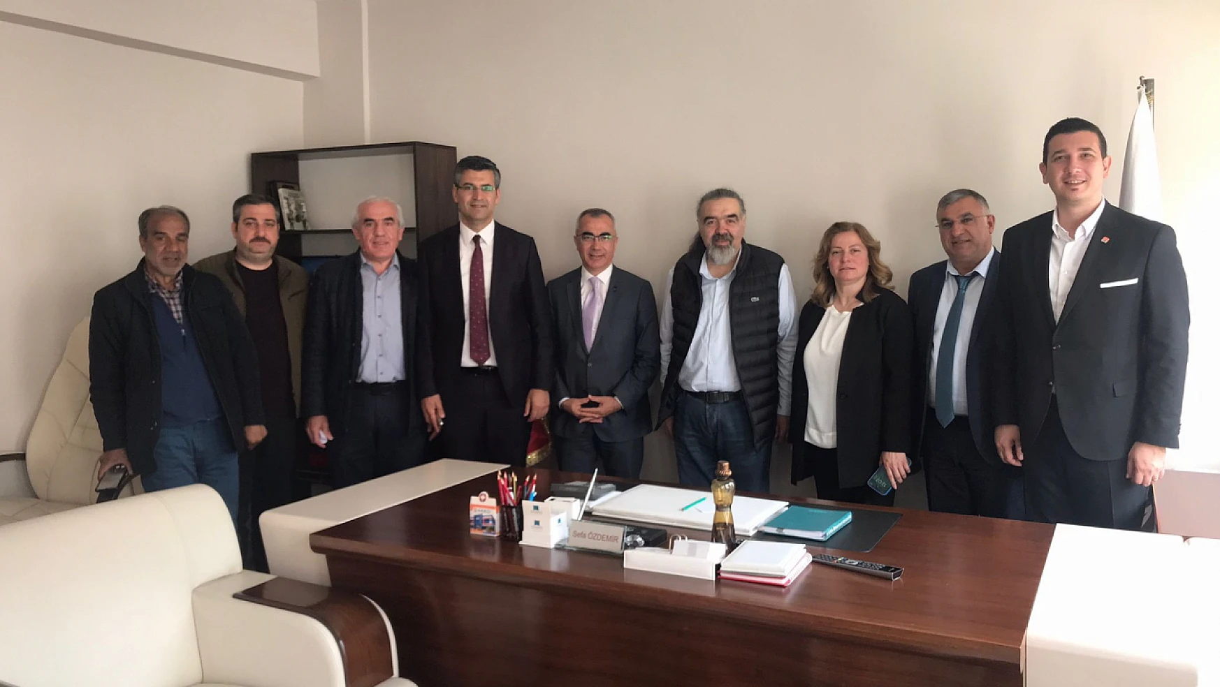 CHP'li Çobanoğlu ve İmamoğlu'nun saha ekibi Konya Gazeteciler Cemiyeti'ni ziyaret etti