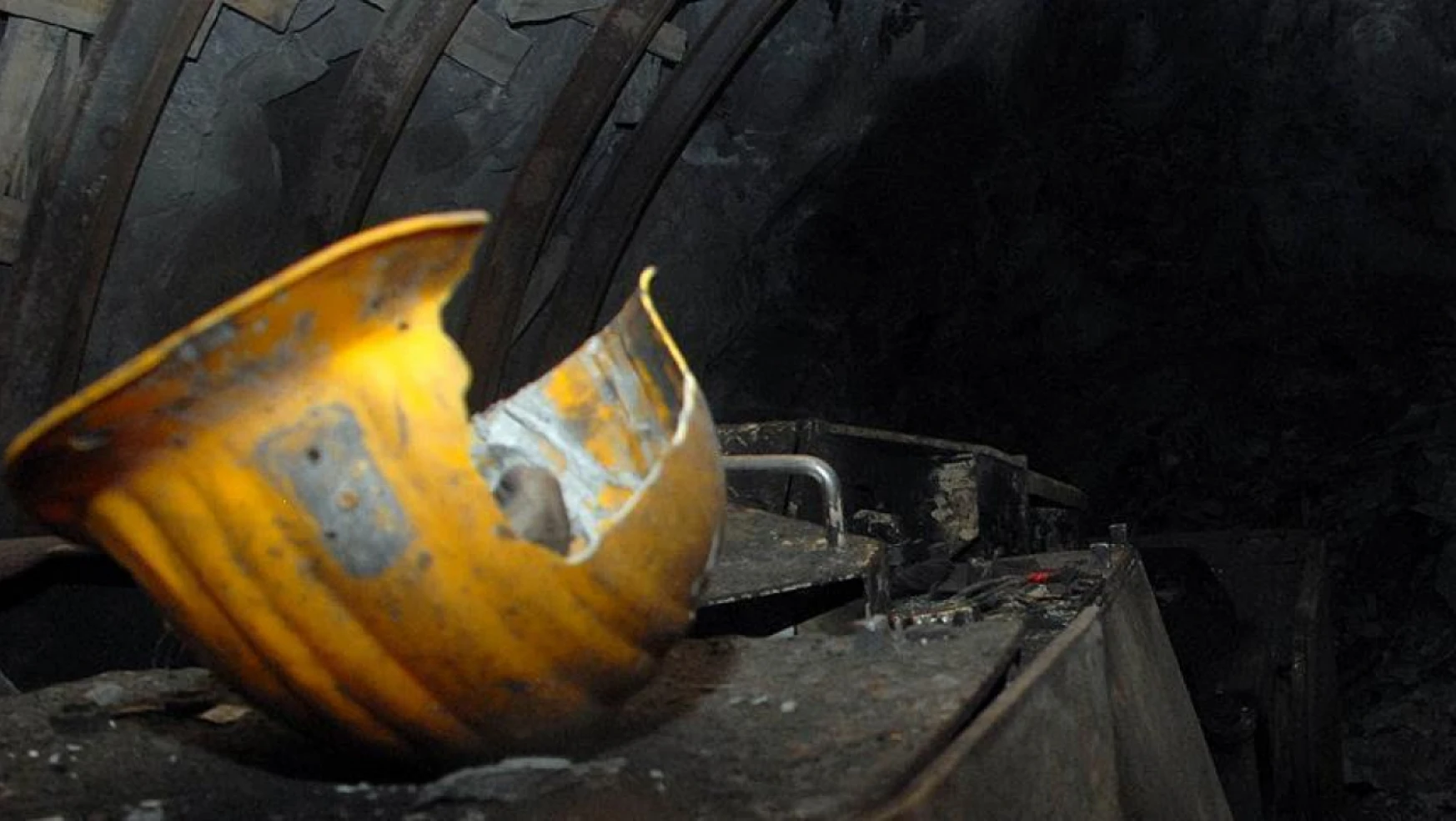 Çin'de kömür madeni çöktü: 50 işçi altında kaldı