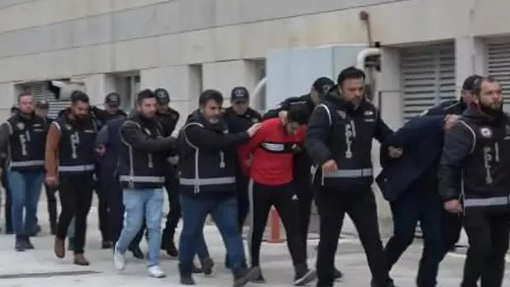 Elazığ'da 'Silindir' operasyonu: 22 şüpheli yakalandı