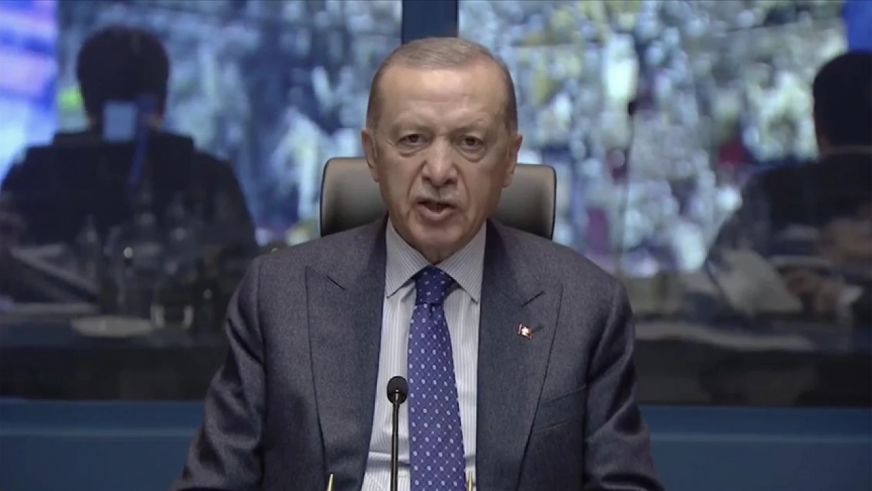 Erdoğan: 10 ilde 3 aylık olağanüstü hal ilan edildi