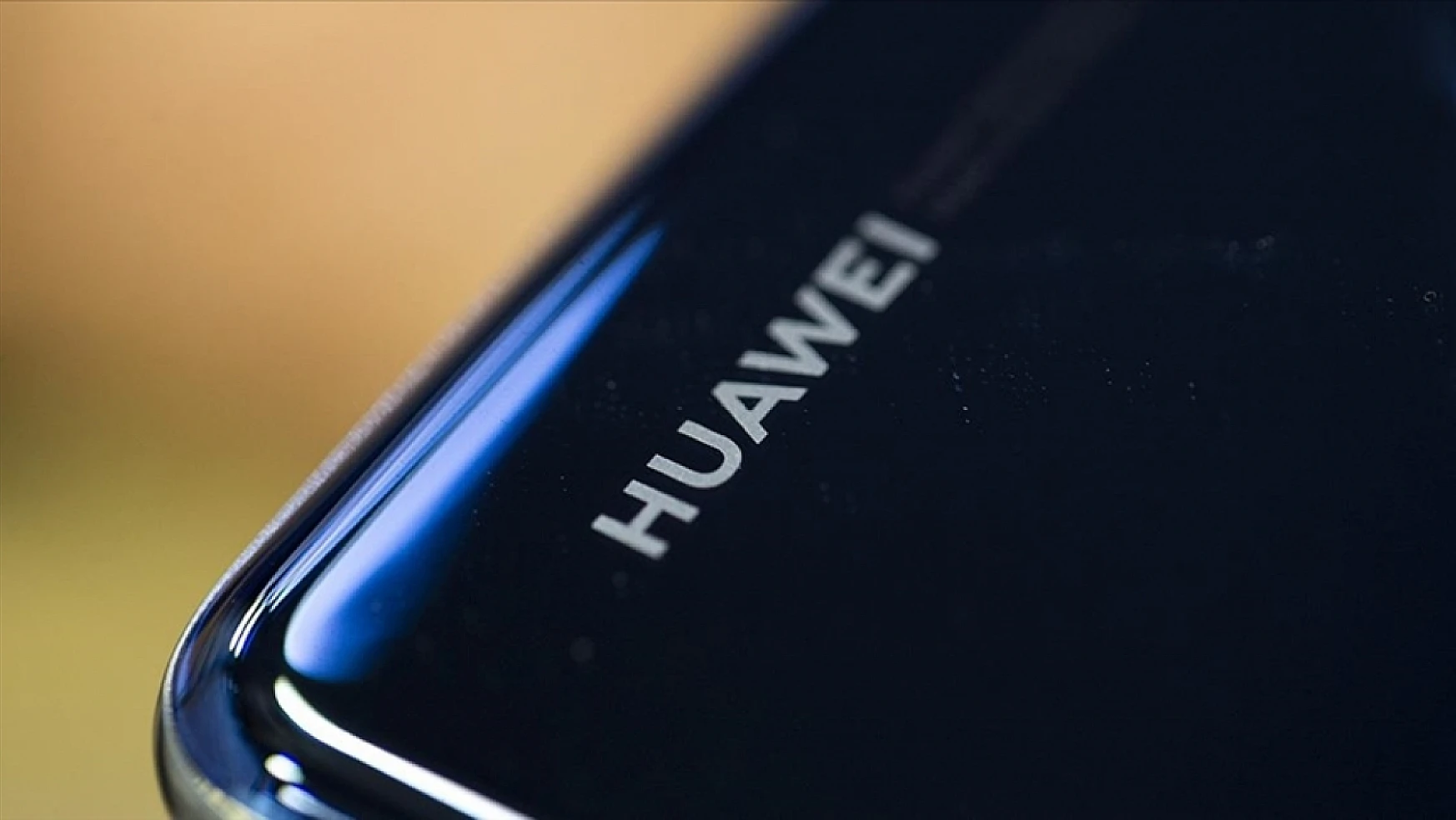 Huawei gelirlerini artırdı