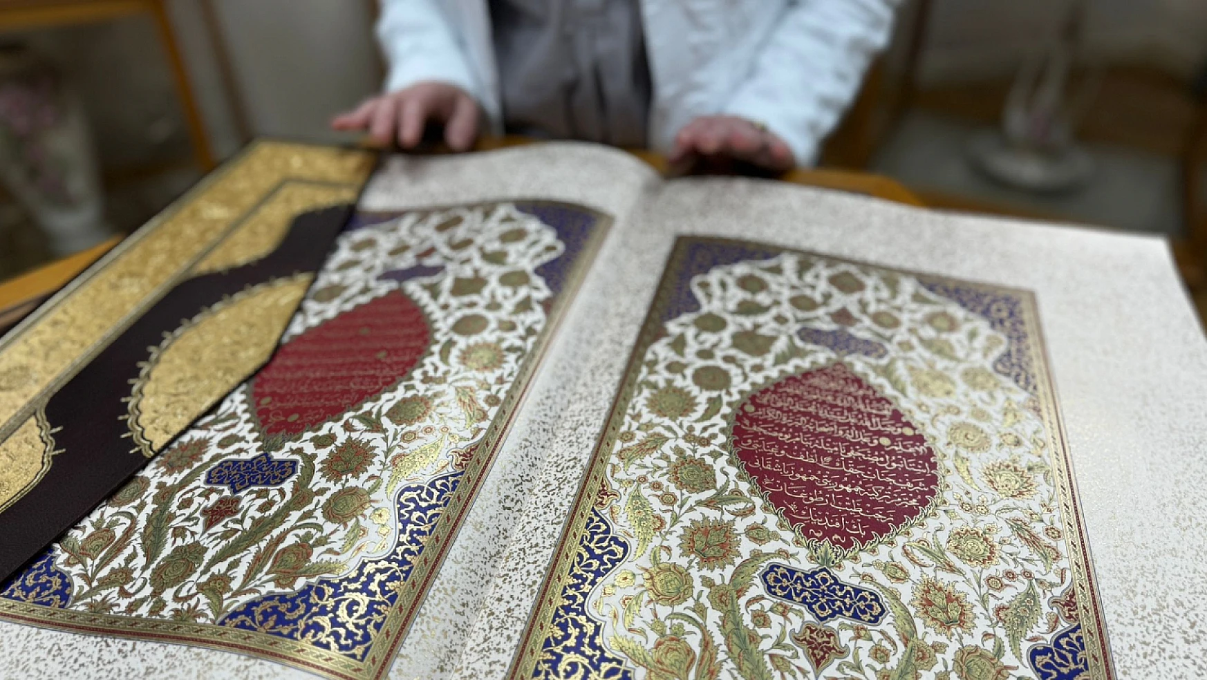İslam sanatlarının izlerini taşıyan muazzam eser: 'İstanbul Mushafı'