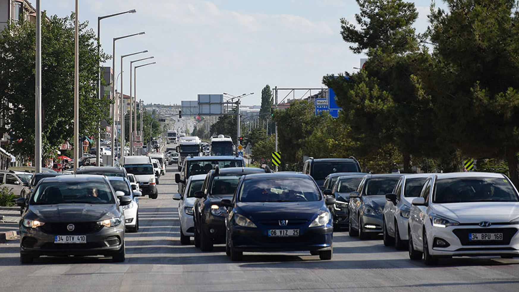 Konya-Ankara kara yolunda dönüş yoğunluğu yaşanıyor!