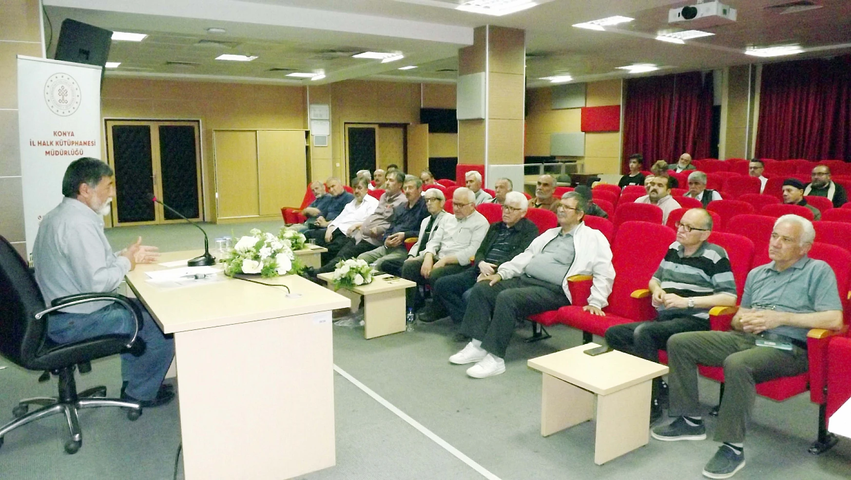 Konya Aydınlar Ocağında 14 Mayıs seçimleri konuşuldu