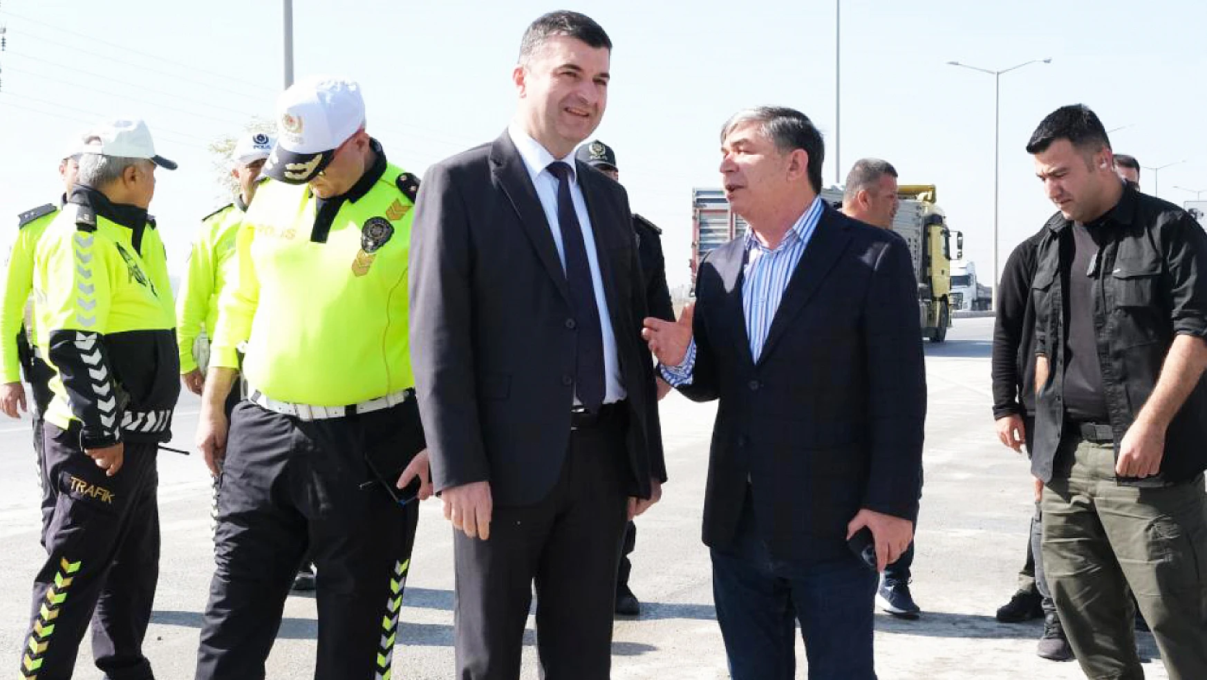 Konya'da araç denetimlerine Trafik Başkanı Muhittin Ayhan'da katıldı