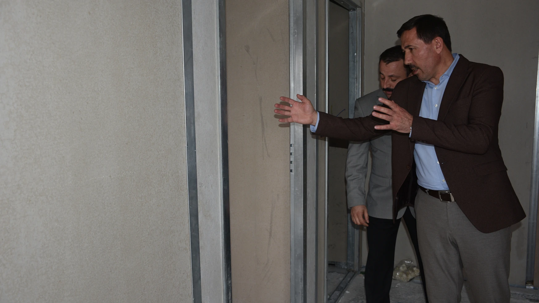 Konya'da depremzedeler için 54 prefabrik evden oluşan yaşam alanı kuruluyor