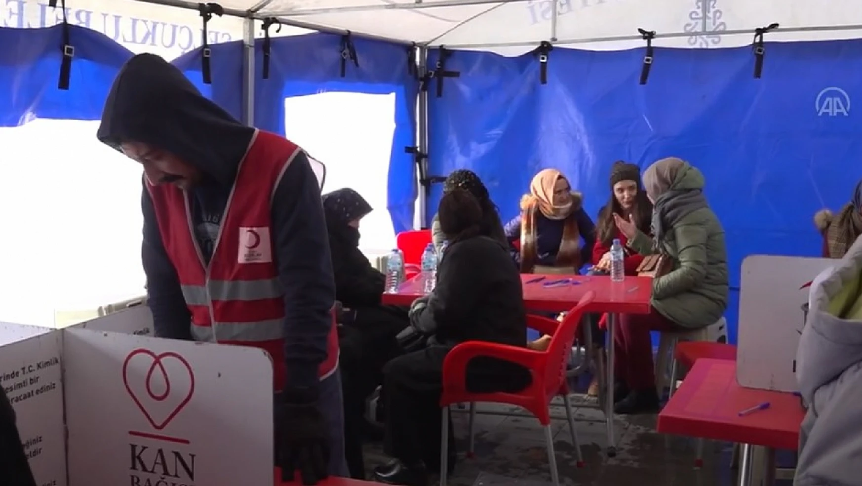 Konya'da depremzedeler için kan bağışı seferberliği