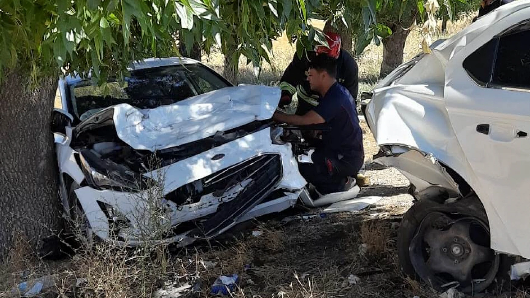Konya'da felaket gibi kaza! 4 araç birbirine girdi