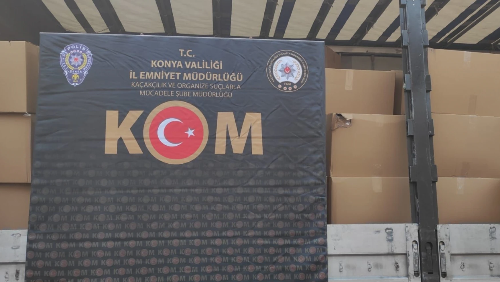 Konya'da kaçakçılık operasyonu!  4 milyon 375 adet ele geçirildi