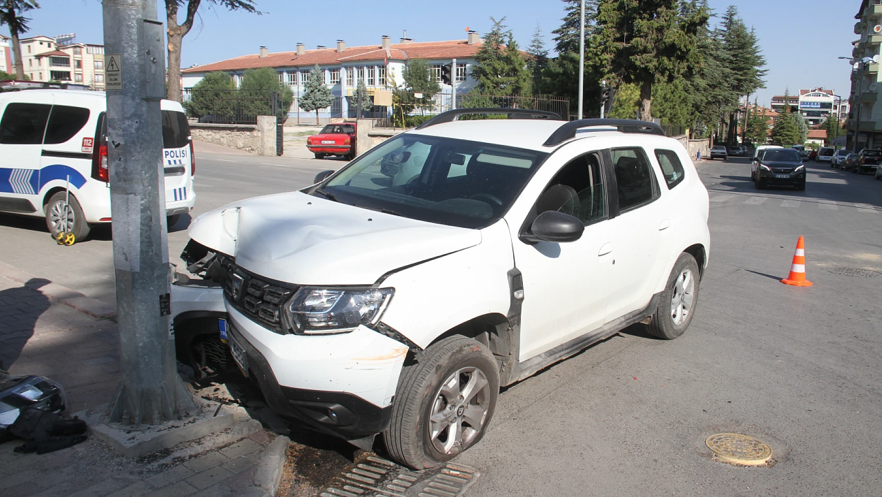 Konya'da maddi hasarlı kaza! 3 yaralı