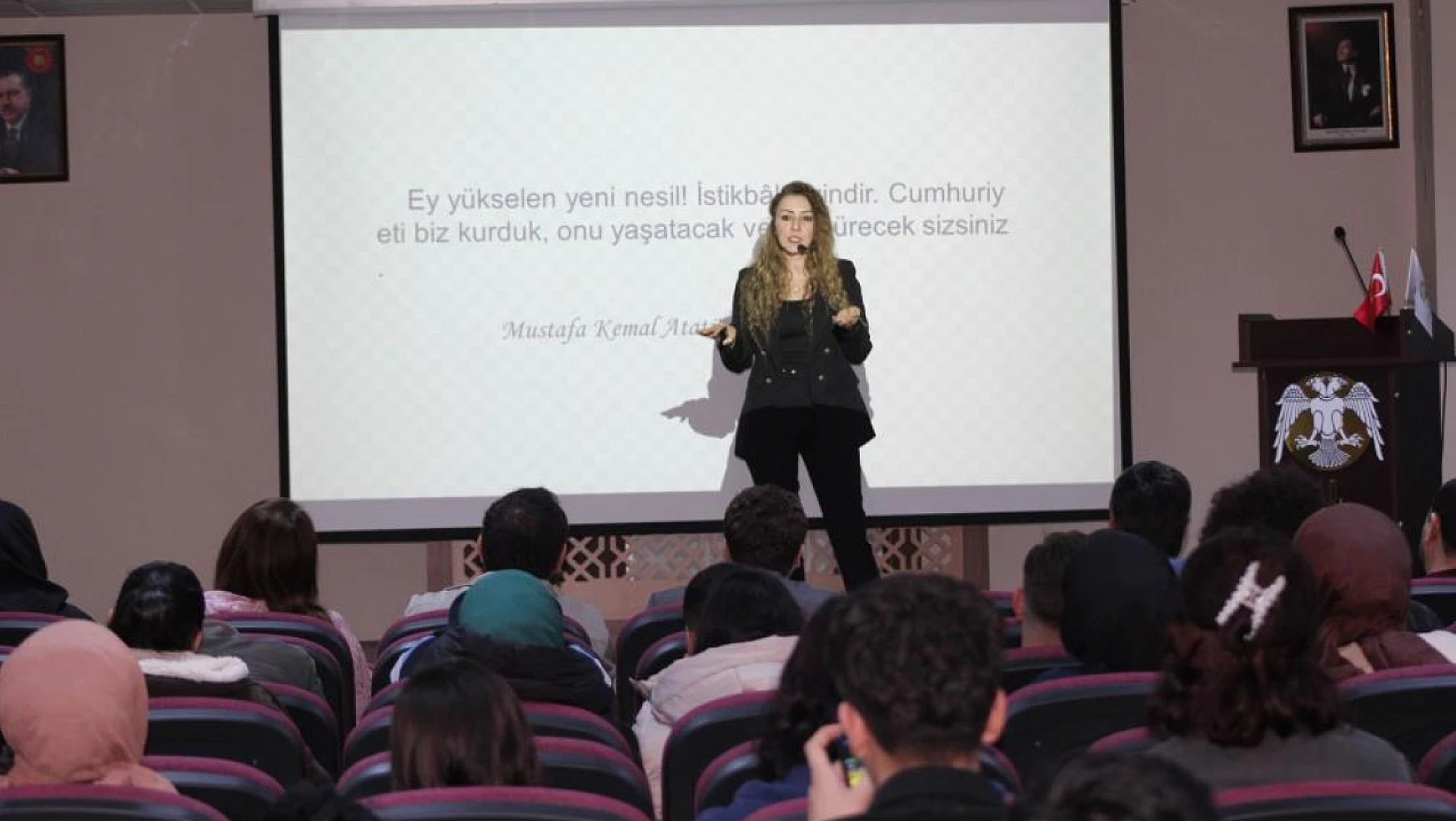 Konya'da o üniversitede Hızlı Okuma ve Teknikleri konulu konferans yapıldı!