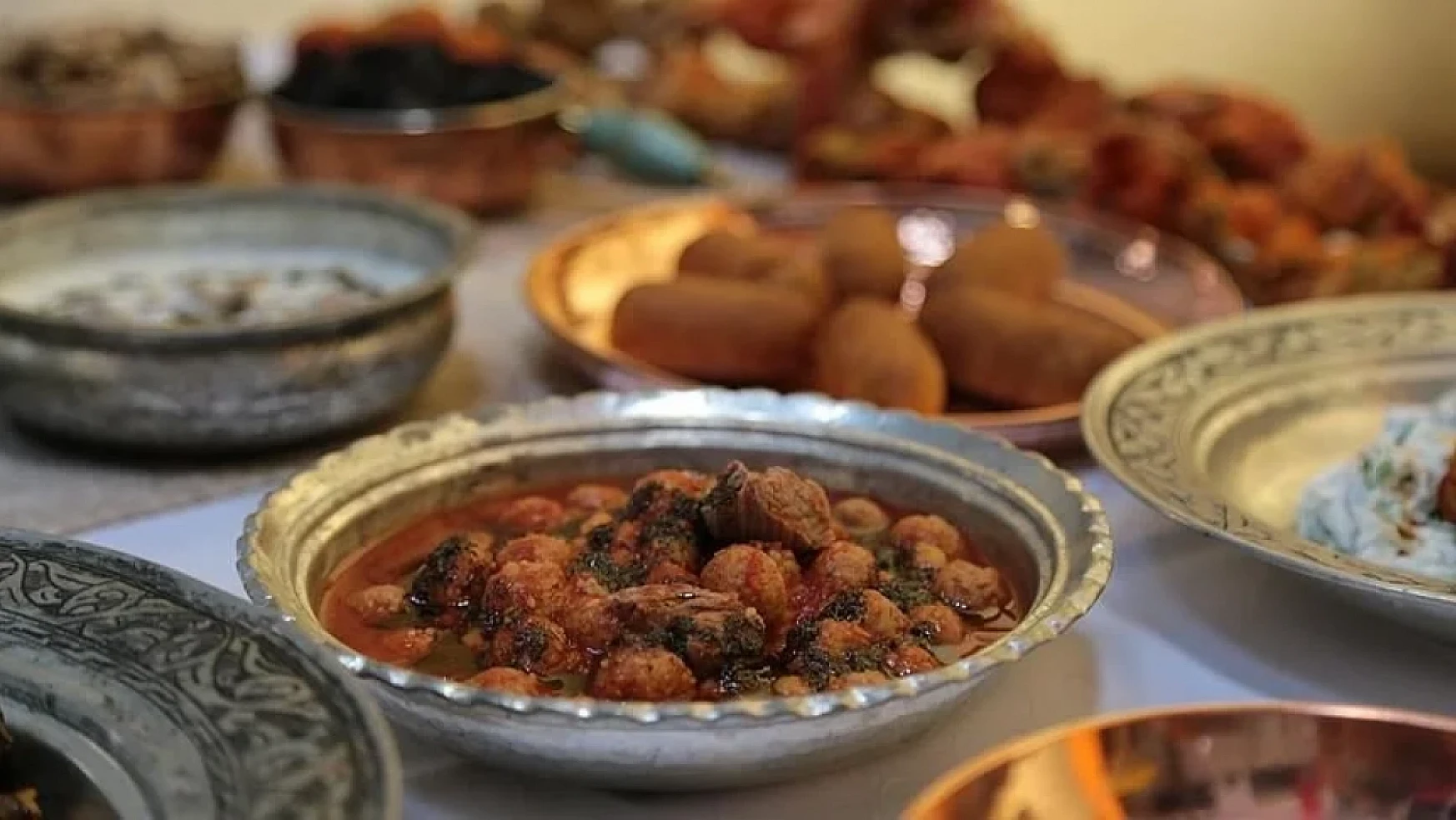 Konya'da  Türk yemekleri fotoğraf sergisi açıldı
