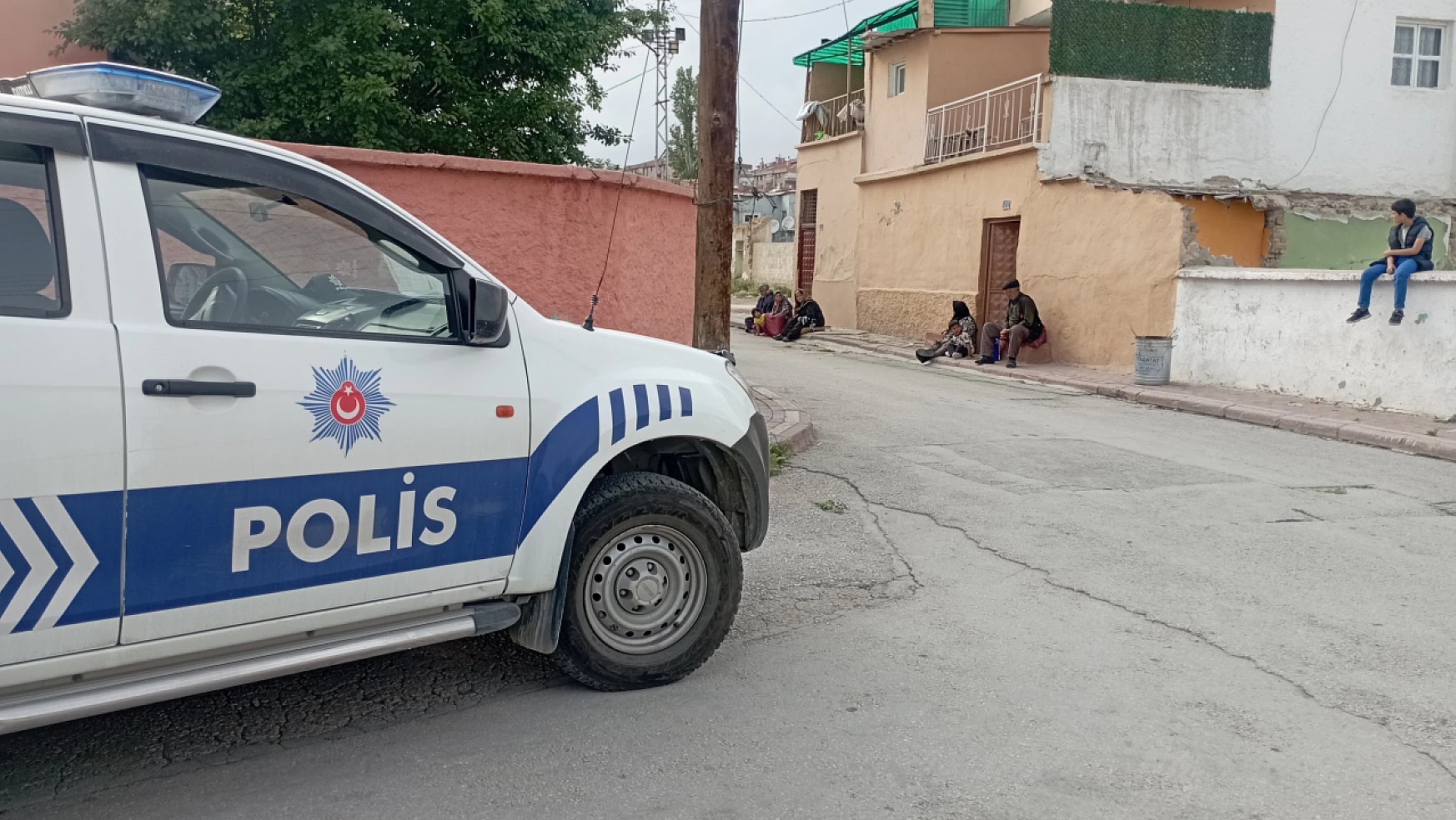 Konya'da yol kesen kişilere para vermeyen şahıs bıçaklandı