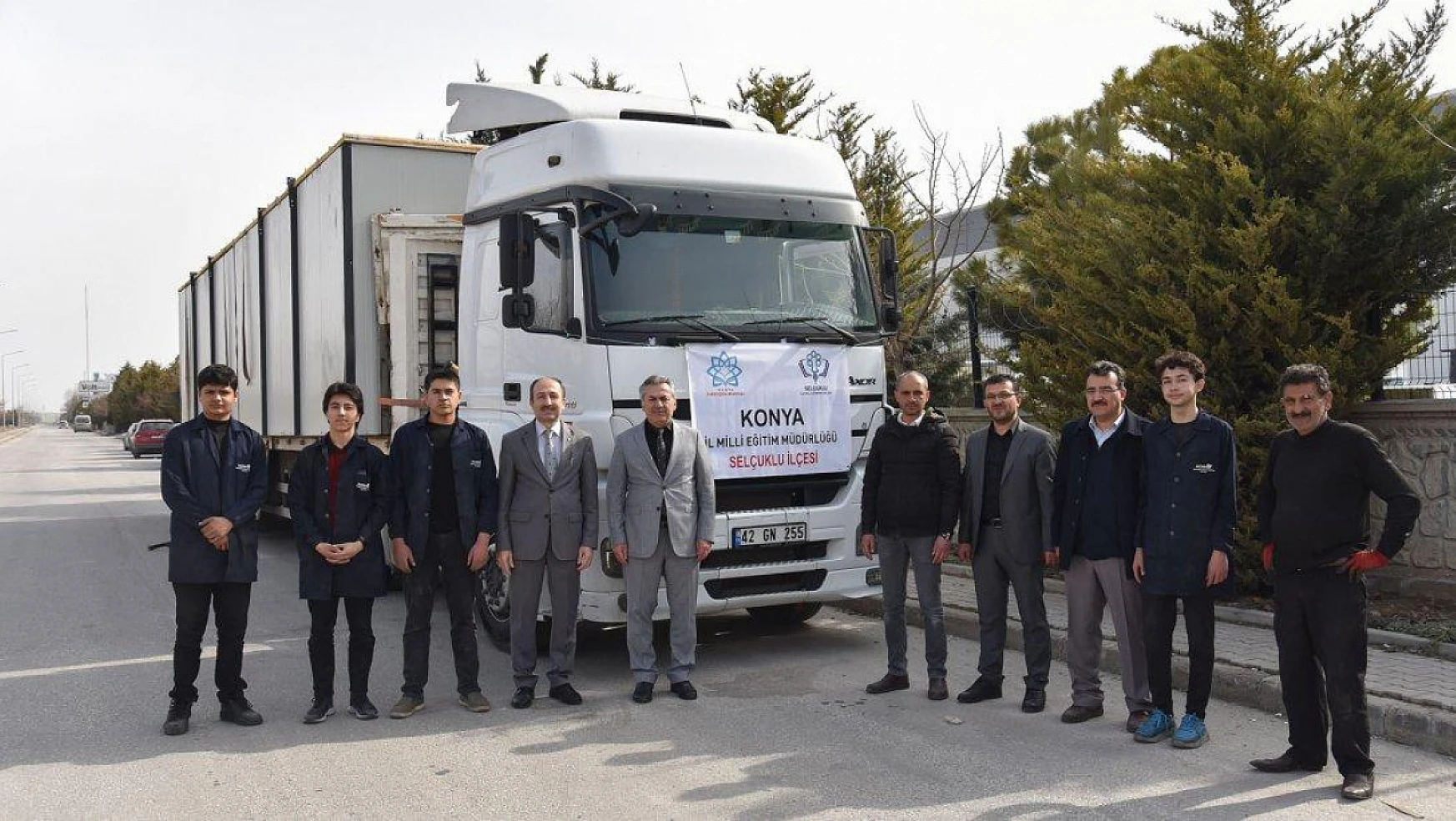 Konya MEM deprem bölgesine 11 konteyner gönderdi