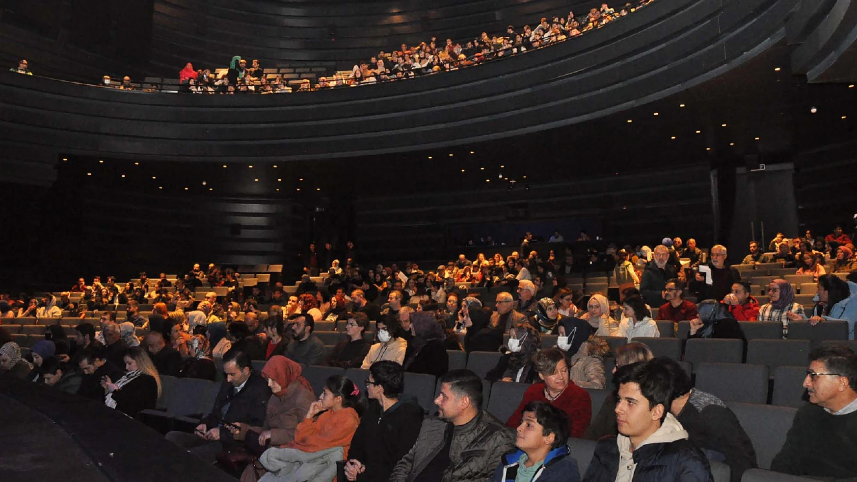 Konya MMO'da 18 Yıllık Tiyatro Geleneği 