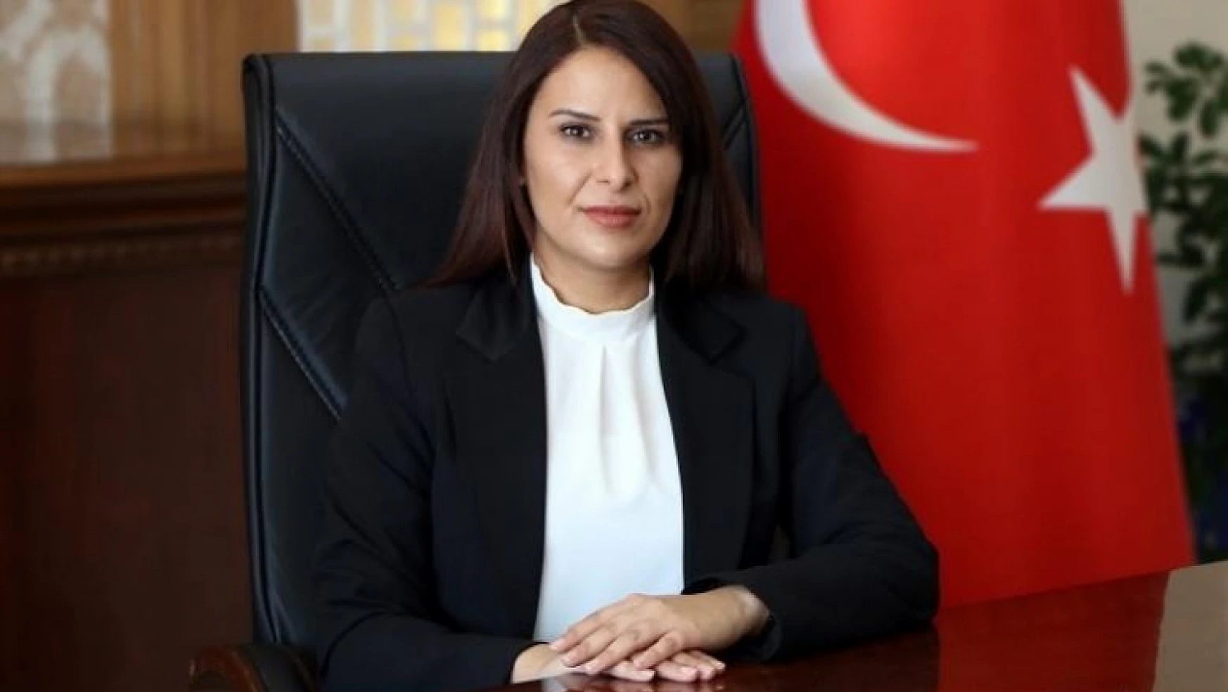 Konya'nın ilk kadın Vali Yardımcısı görevine başladı