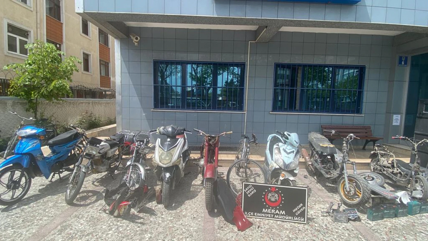 Konya polisi motosiklet hırsızlarına göz açtırmadı: 9 gözaltı