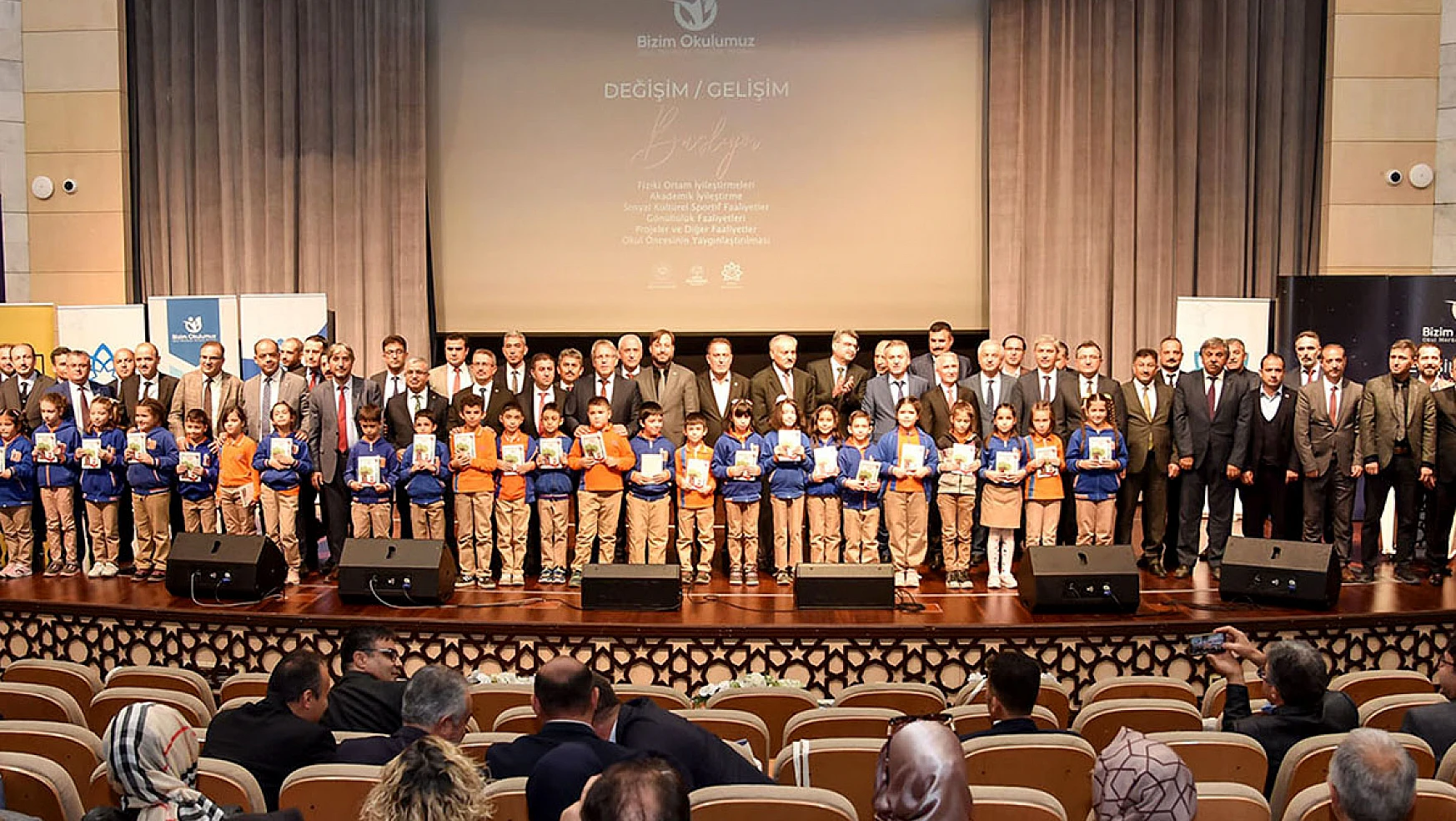 Konya'da 'Bizim Okulumuz' ve 'Başarmaya Hazırım' projeleri tanıtıldı
