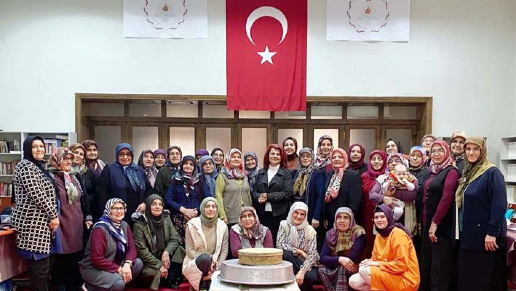 Konya'nın Çumra ilçesinde 8 Köyün Yörük Hanımları Bir Araya Geldi