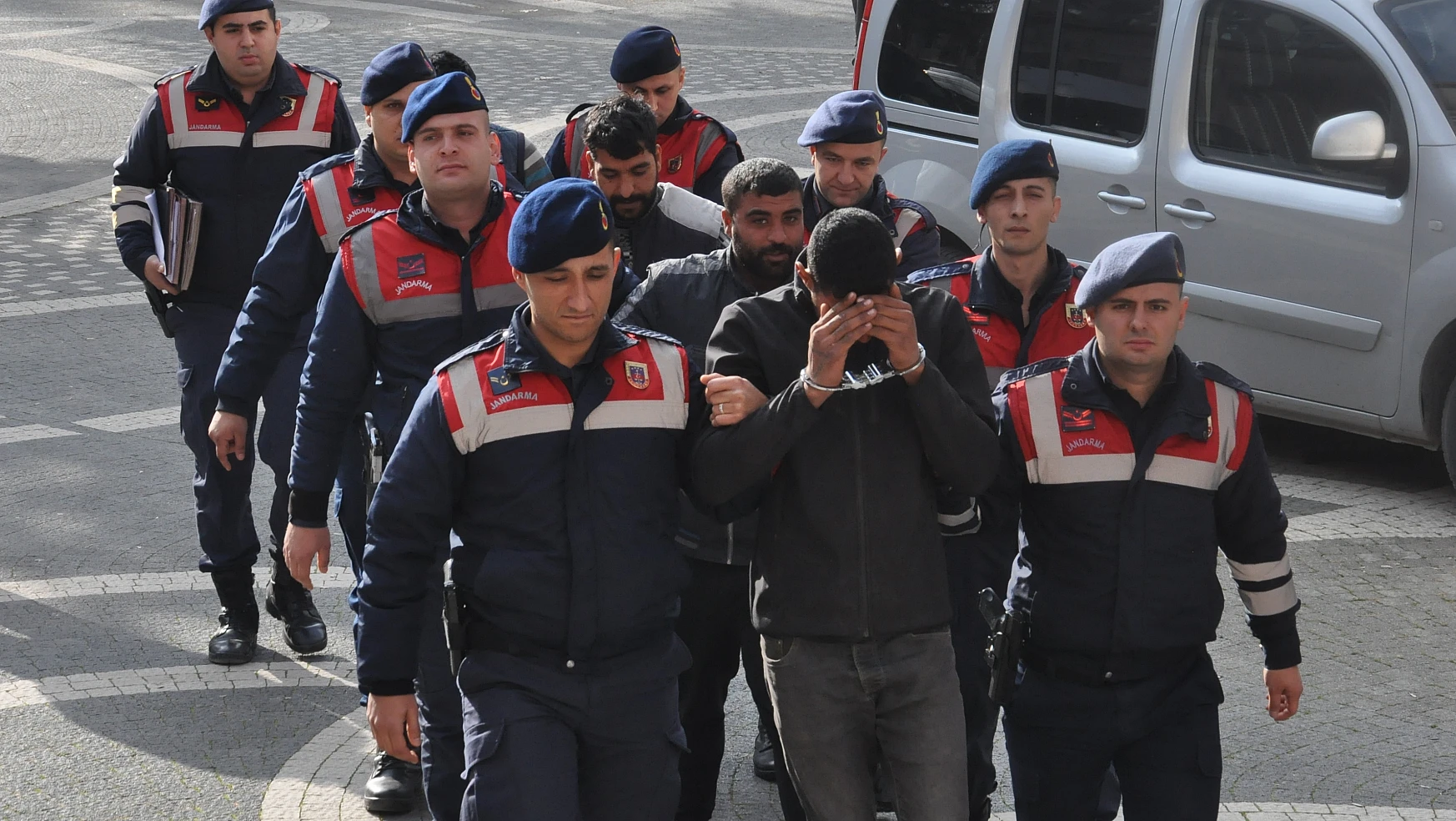 Konya'nın  hırsızlık yapan 4 zanlı tutuklandı