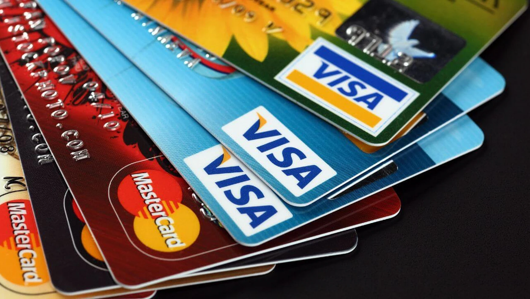 Merkez Bankası ilk adımı atıyor: Kredi kartı olanlar dikkat!