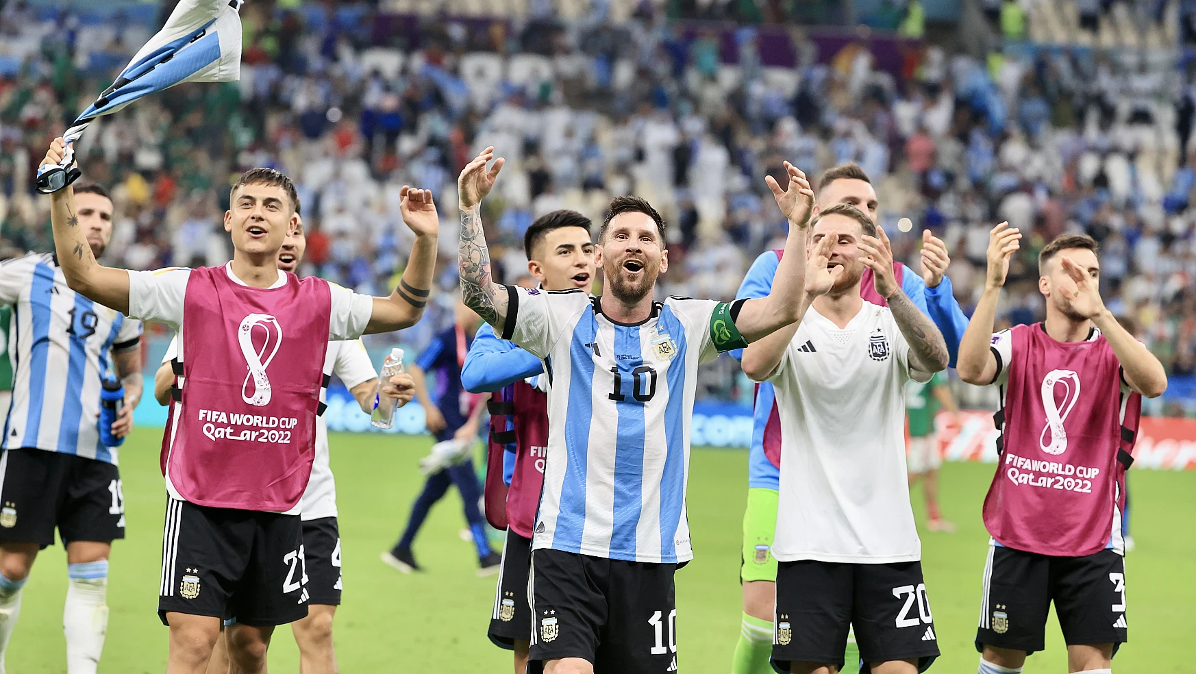 Messi ve Arjantin uyandı:2-0
