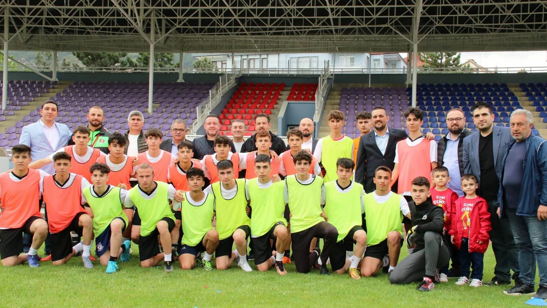 Nihat Kahveci Akşehirspor'da