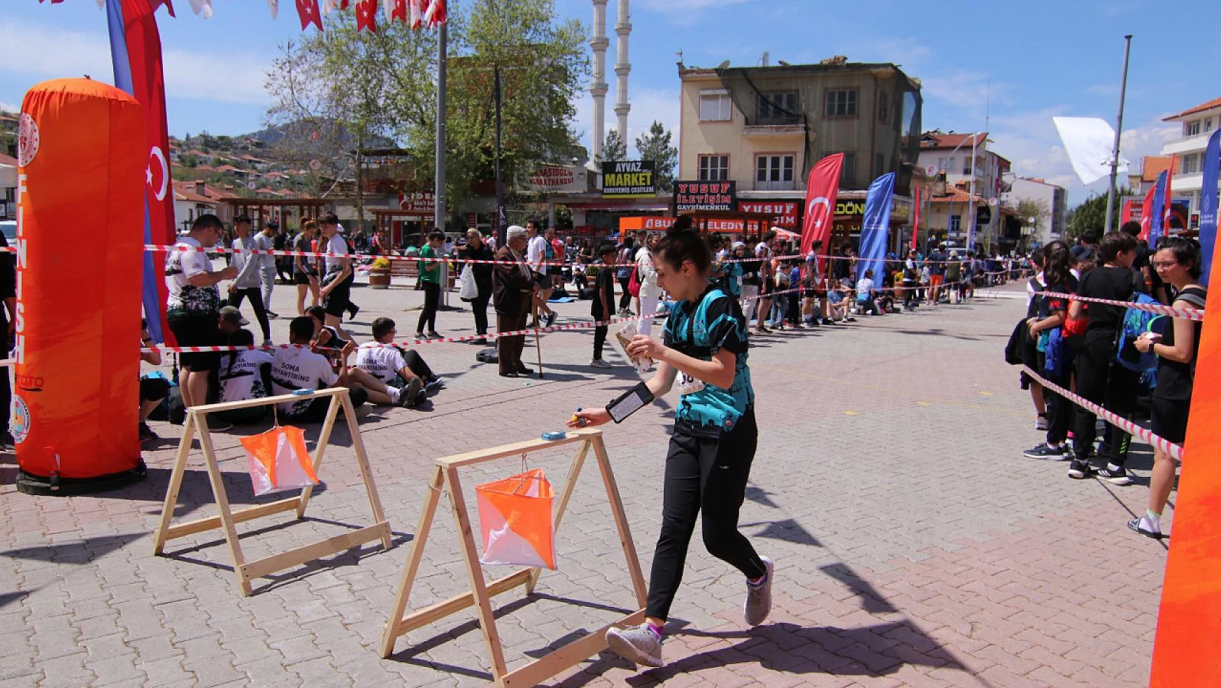 Oryantiring Şampiyonası Bucak'ta yapıldı