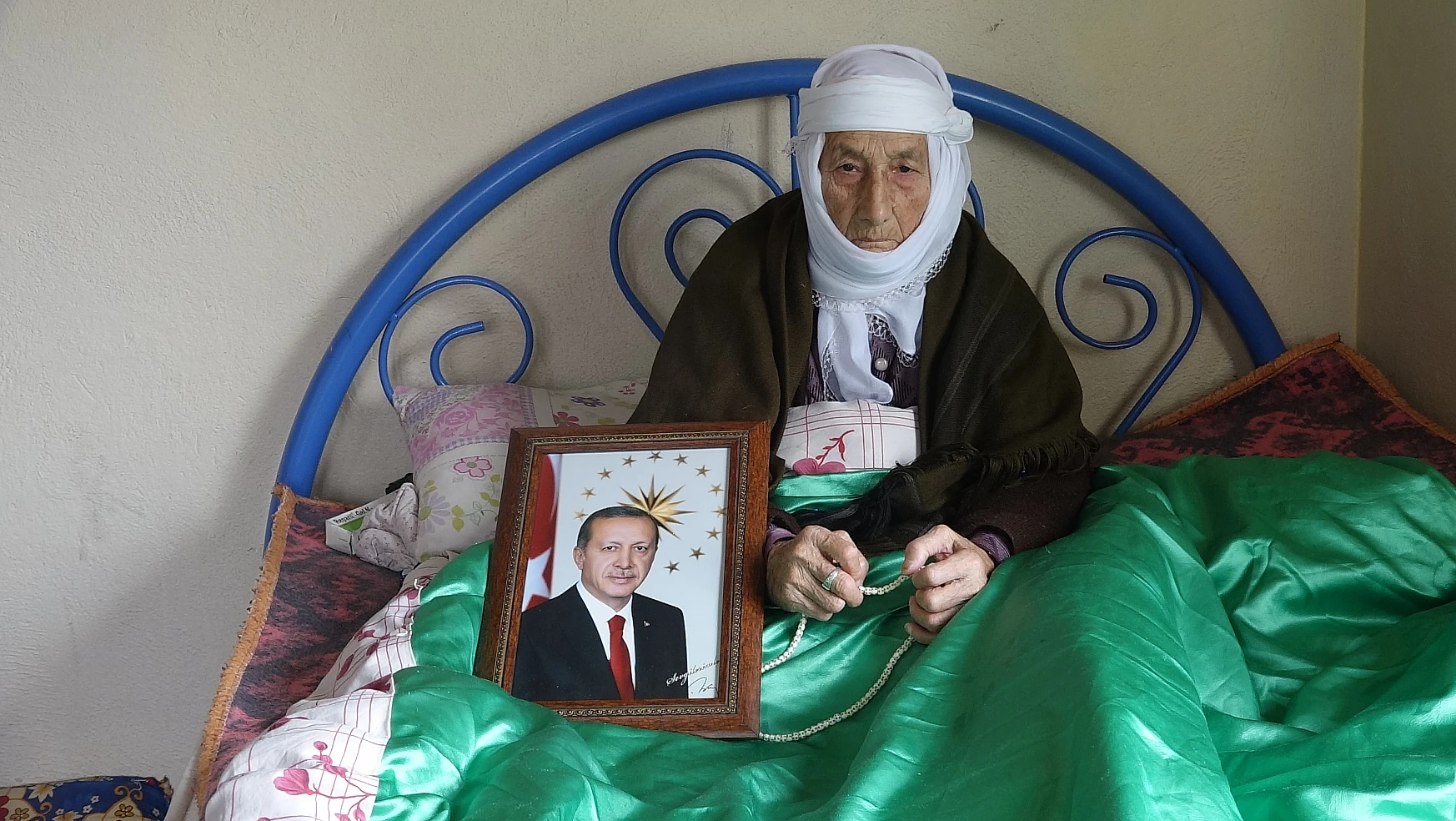 Recep Tayyip Erdoğan'ın fotoğrafı hediye edildi