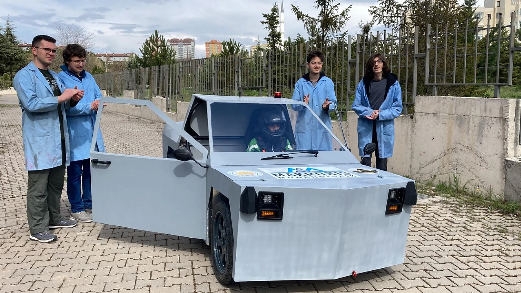 TEKNOFEST'te liselilerin ürettiği elektrikli araç 'Evcar V2' yarışacak