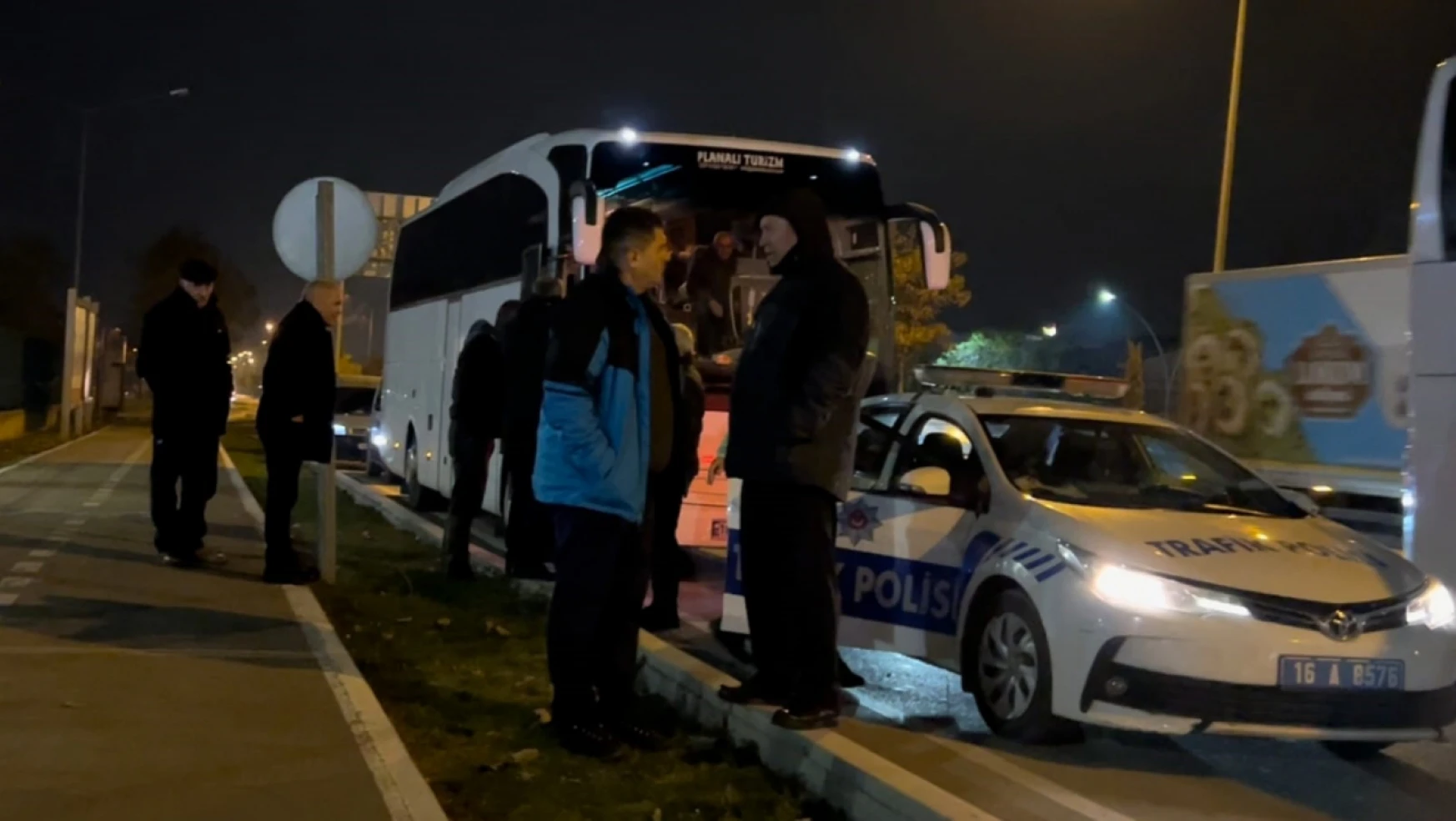 Van'da çalıntı ihbarı olan otobüs, Bursa'dan Anıtkabir turu yaparken yakalandı!