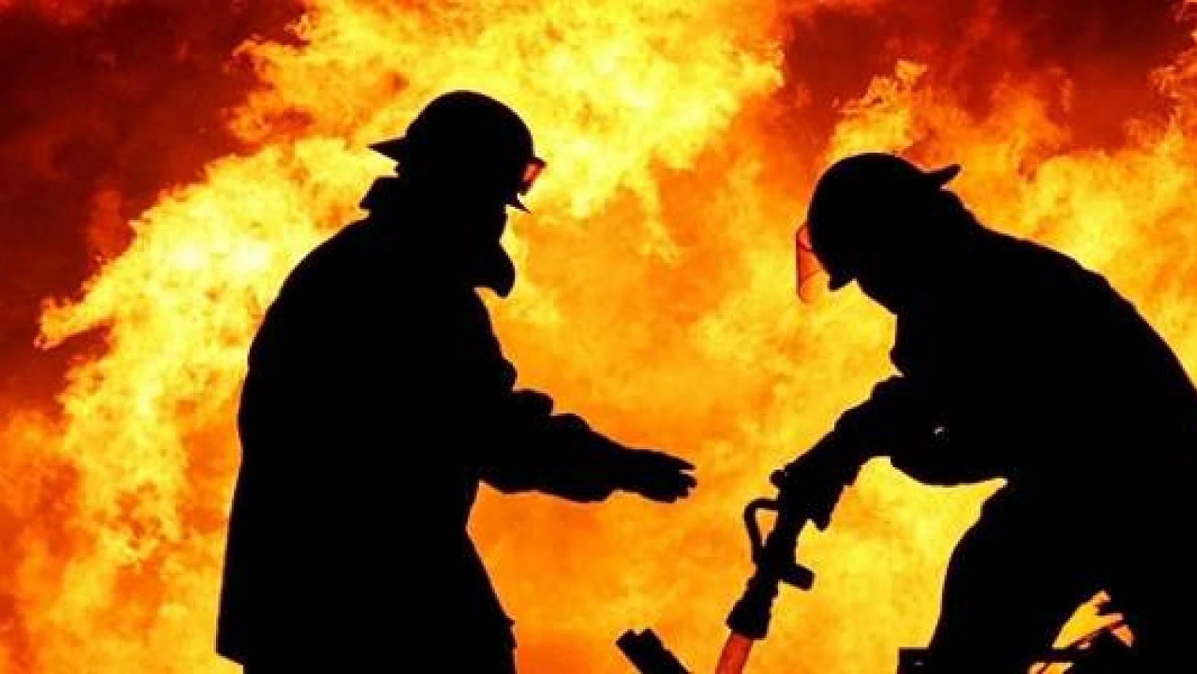 Yangın paniği yaşandı: Bir ölü