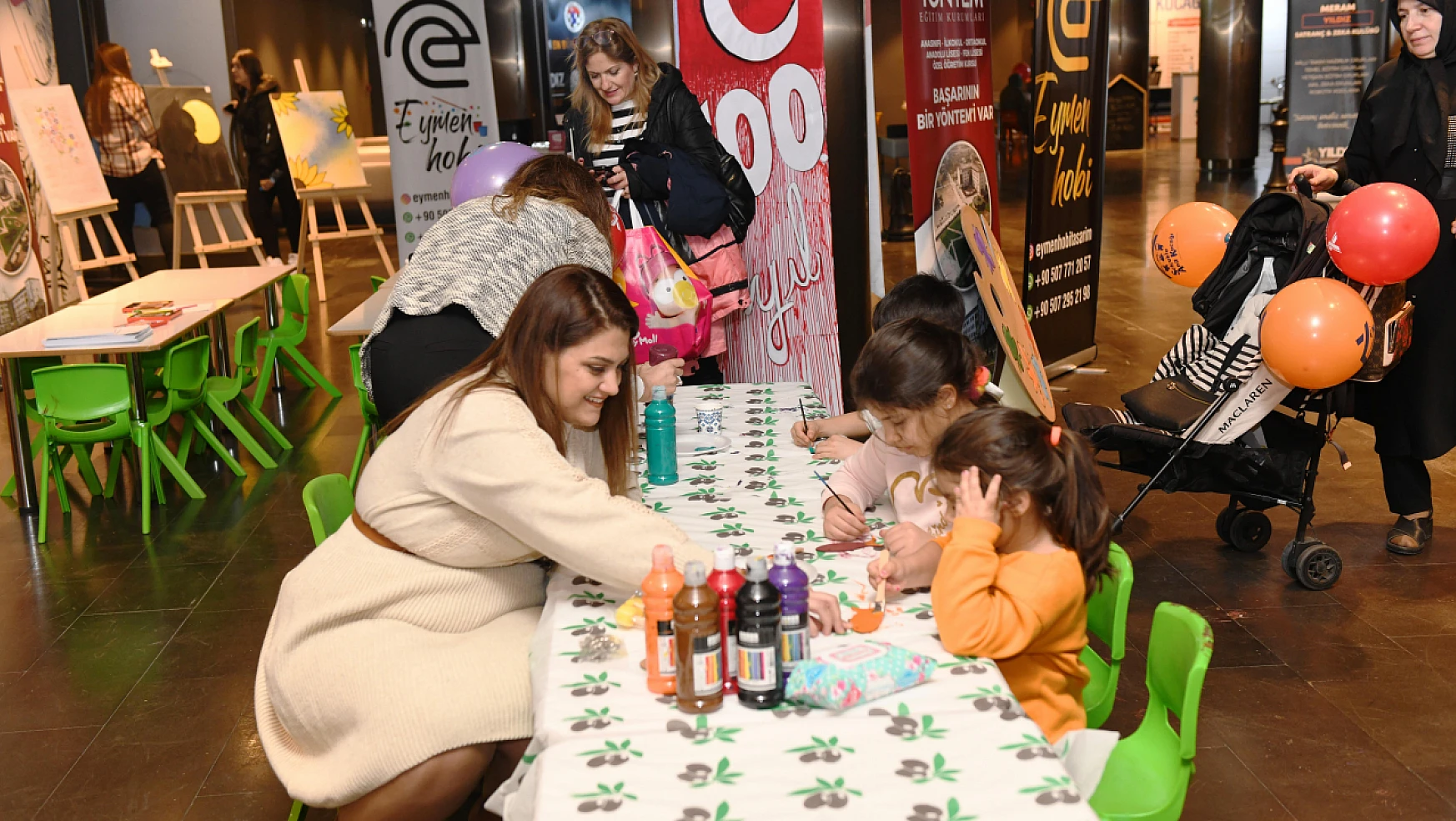Yöntem Koleji'ne Konya anne ve çocuk festivaline yoğun ilgi!