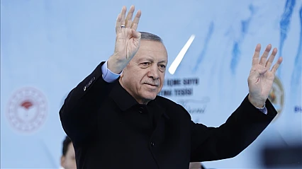 Erdoğan: Aday çıkaramadılar, adaylığımıza çamur atmaya başladılar