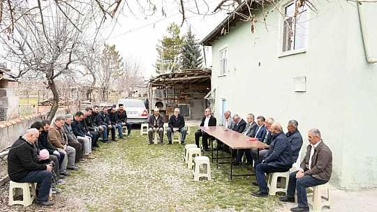 Seydişehir'de depremzede çiftin yüzükleri takıldı