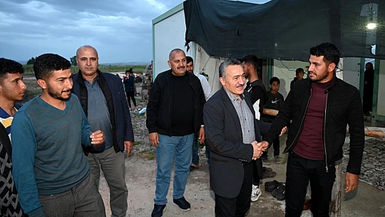 Başkan Tutal, mevsimlik tarım işçilerini ziyaret etti