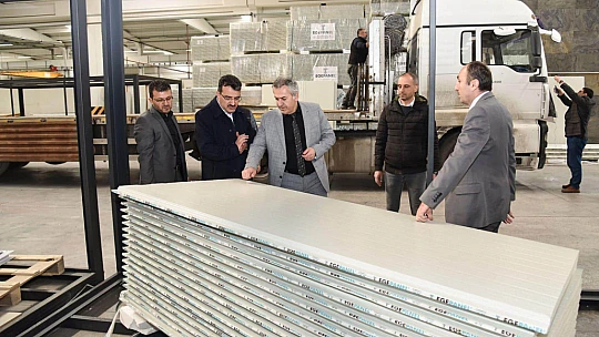 Konya MEM deprem bölgesine 11 konteyner gönderdi