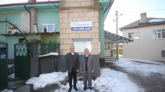 Konyalı imam açık artırmayla sattığı çiçeğin parasını depremzedelere gönderdi