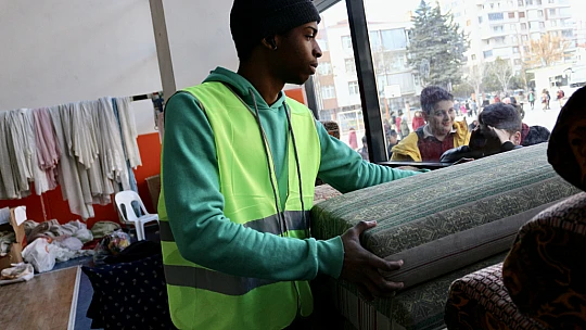 Malili öğrenci yardımlara Konya'dan destek veriyor