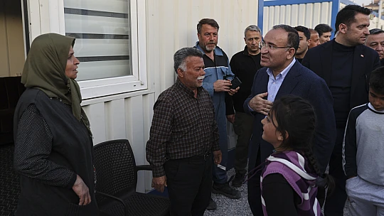 Bozdağ: Islahiye'de konteynır kenti ziyaret etti