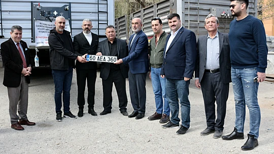Konya organize sanayisinden tır şoförüne jest