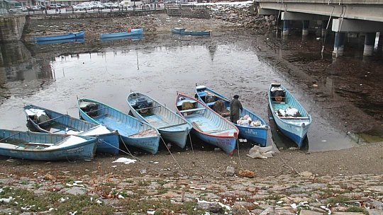 Türkiye'nin en büyük tatlı su gölünde balık av yasağı başlıyor