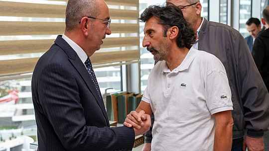 Başkan Kavuş EYT ile emekli olan personelle vedalaştı