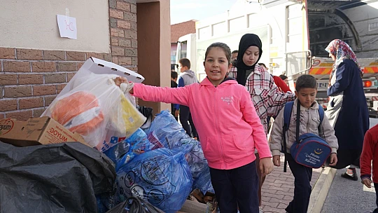 Karatay'da atık toplama yarışması devam ediyor